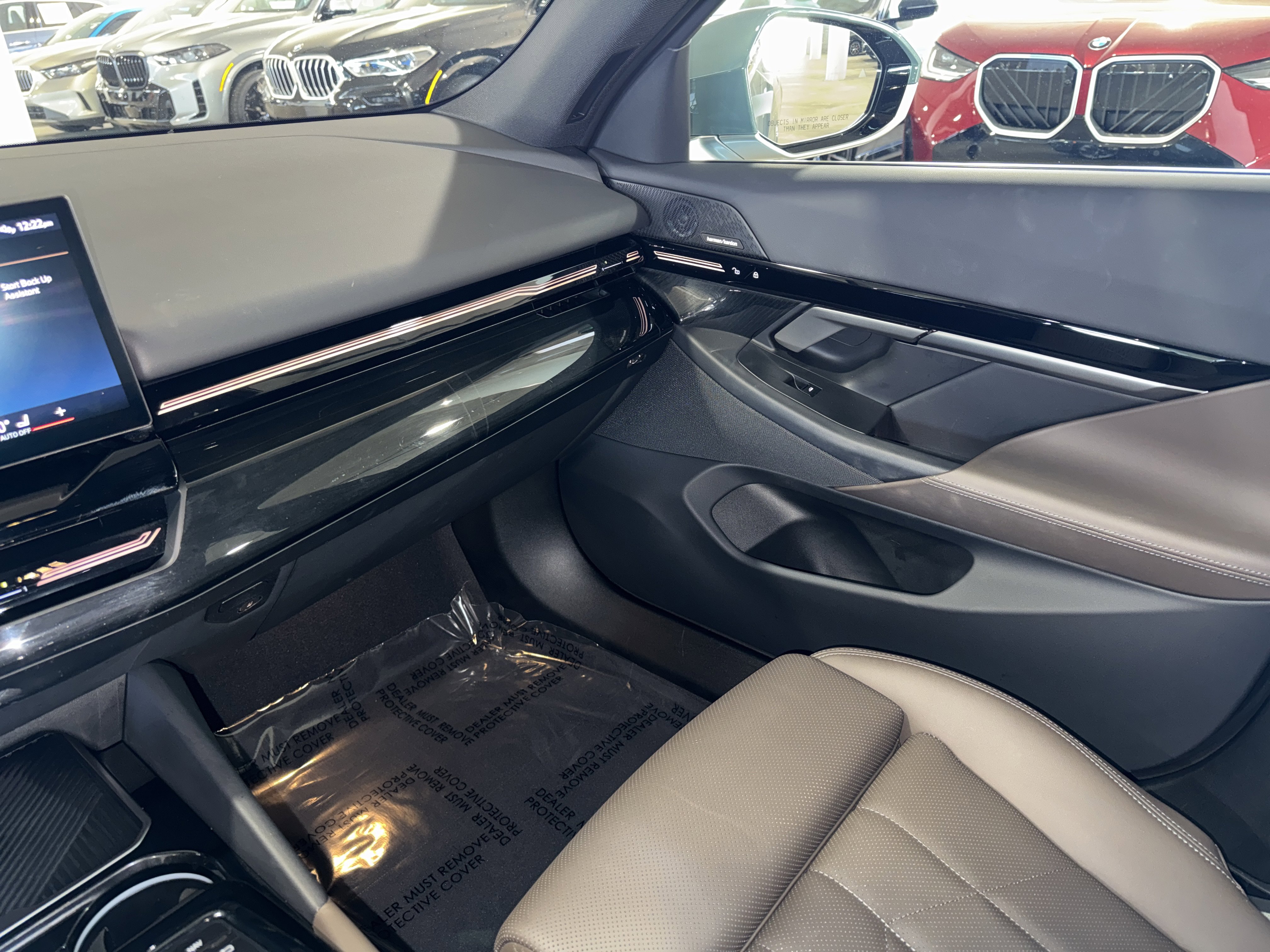 Certified 2025 BMW 530i image 30