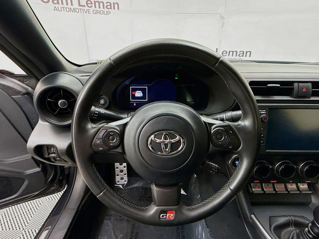 Used 2023 Toyota GR86 Premium image 11