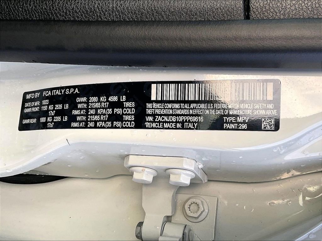 Used 2023 Jeep Renegade Latitude image 31