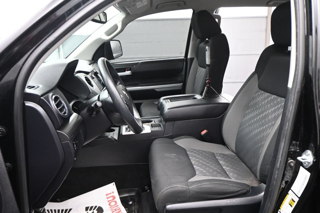 Used 2021 Toyota Tundra SR5 RWD image 3