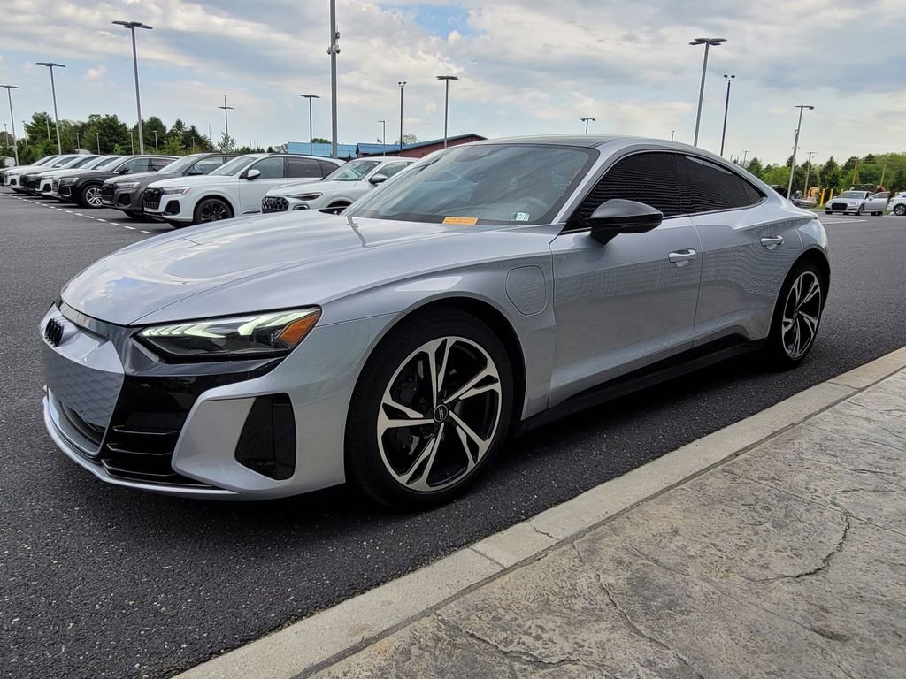 Used 2024 Audi e-tron GT Premium Plus w/ Performance Package AWD/4WD image 7