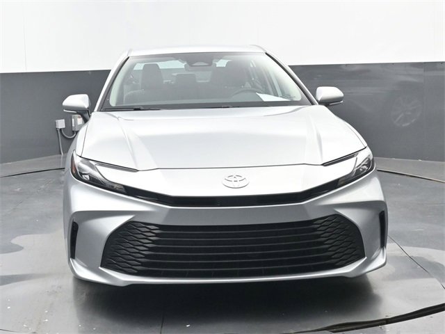 Used 2025 Toyota Camry LE image 21