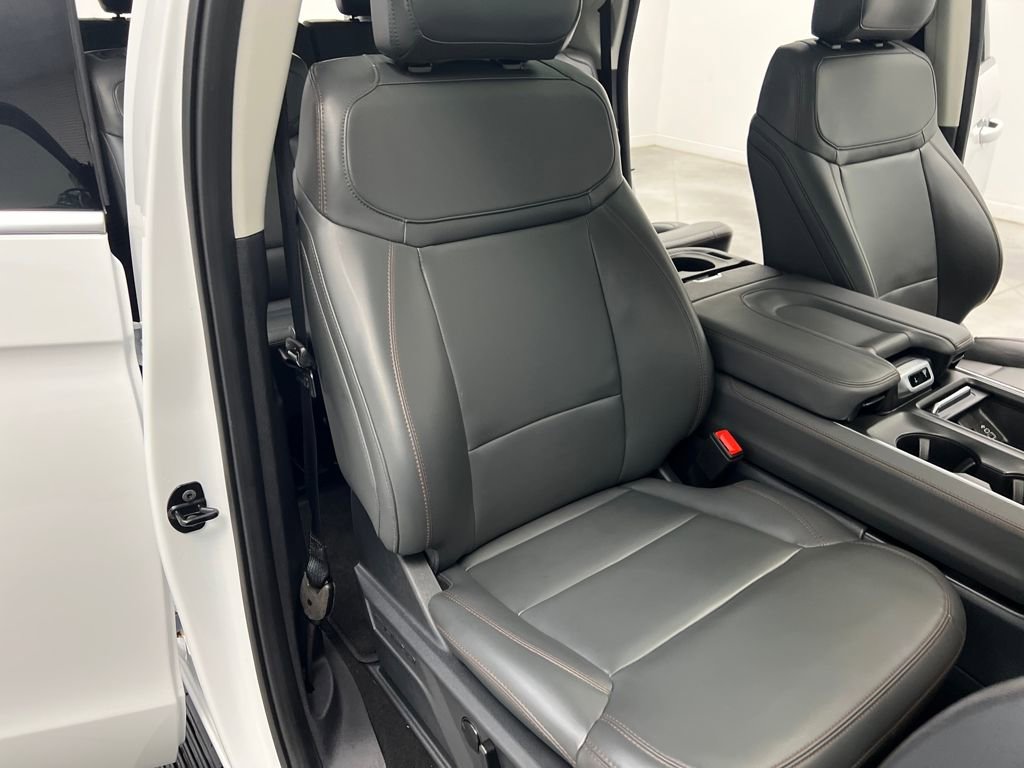 Used 2025 Ford Expedition Max Active image 25