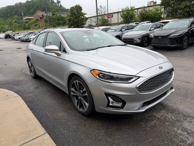 Used 2019 Ford Fusion Titanium AWD/4WD image 2