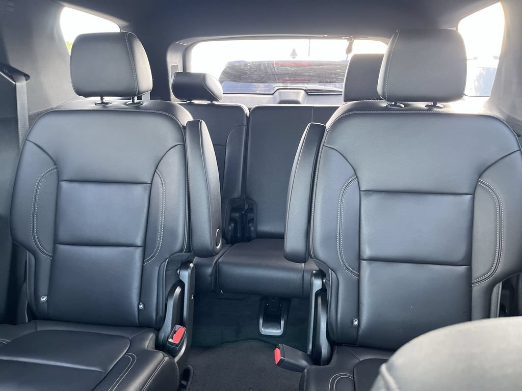 Used 2023 Chevrolet Traverse LT AWD/4WD image 21