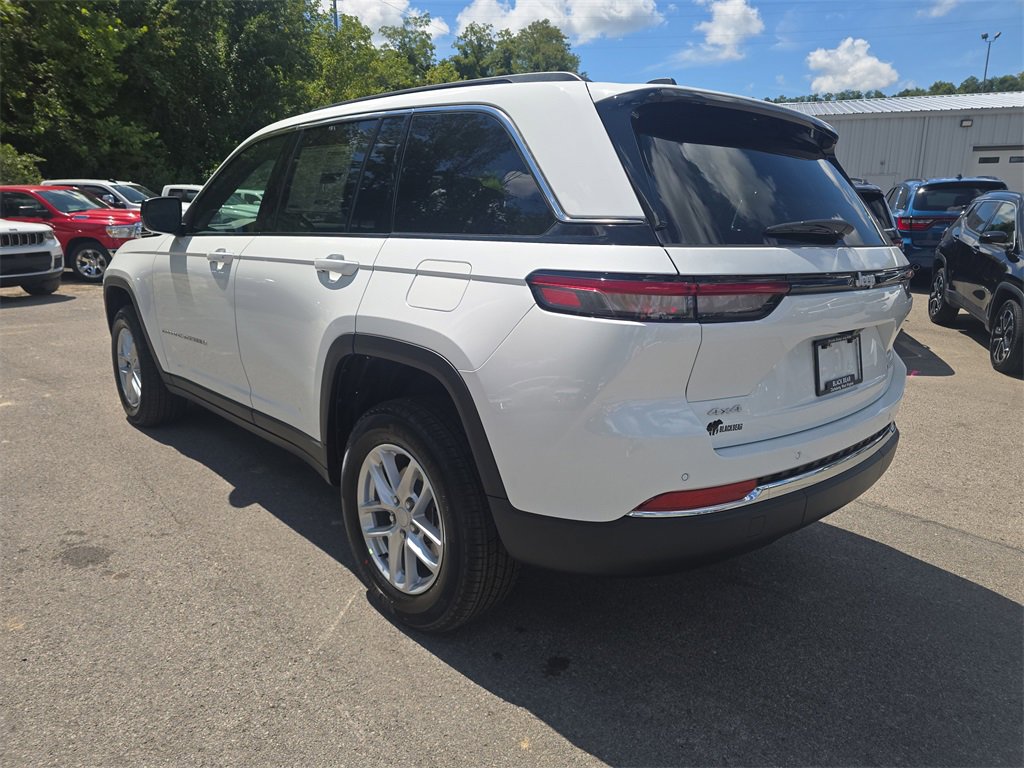 New 2025 Jeep Grand Cherokee Laredo X w/ Luxury Tech Group I image 6