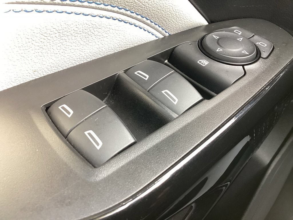 Used 2025 Chevrolet Trax LT w/ LT Convenience Package FWD image 20