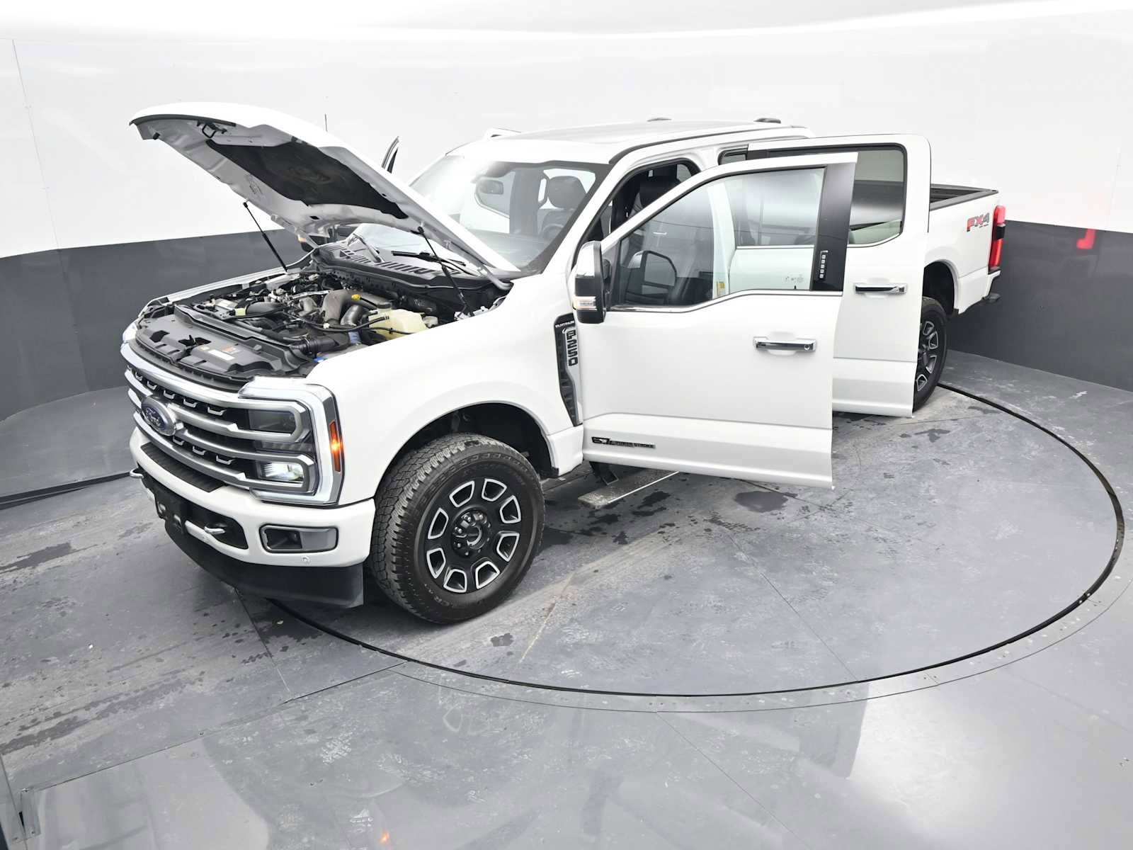 Used 2024 Ford F250 Platinum image 35