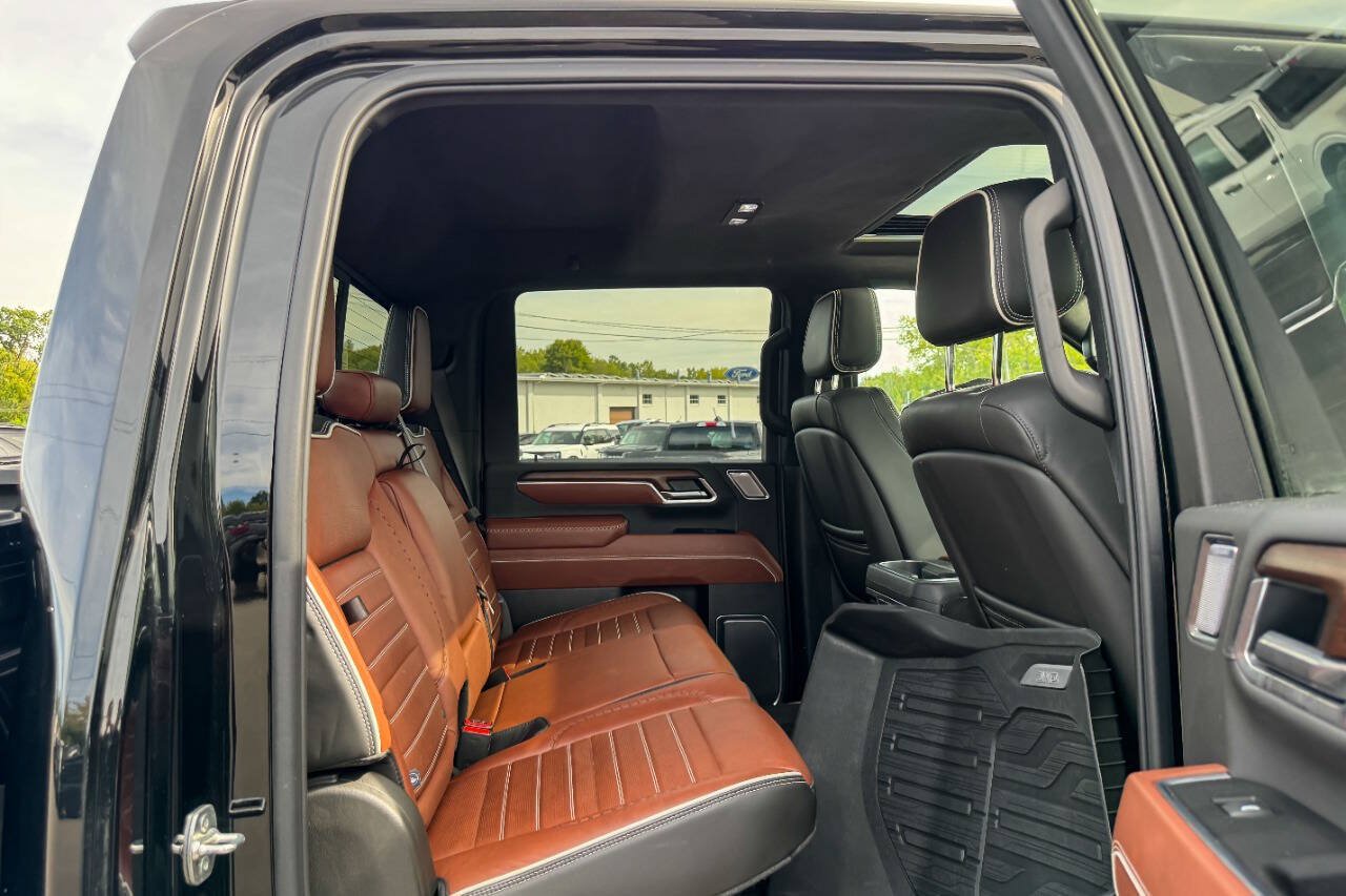 Used 2025 GMC Sierra 3500 Denali Ultimate AWD/4WD image 20