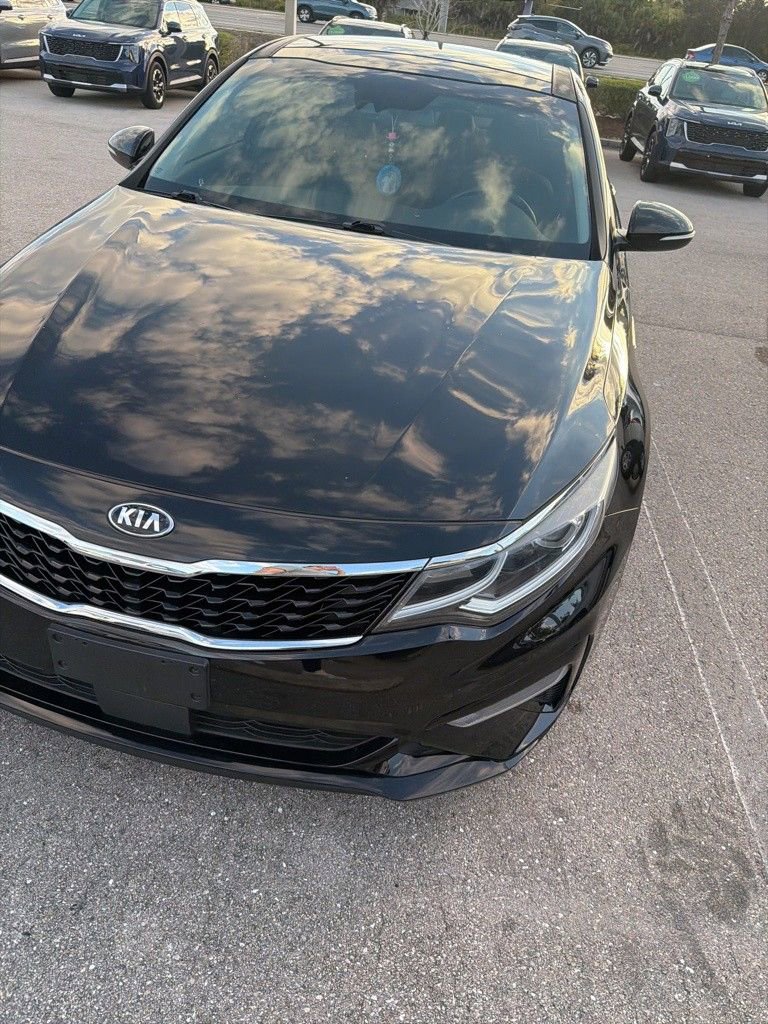 Used 2019 Kia Optima EX w/ EX Premium Package image 4