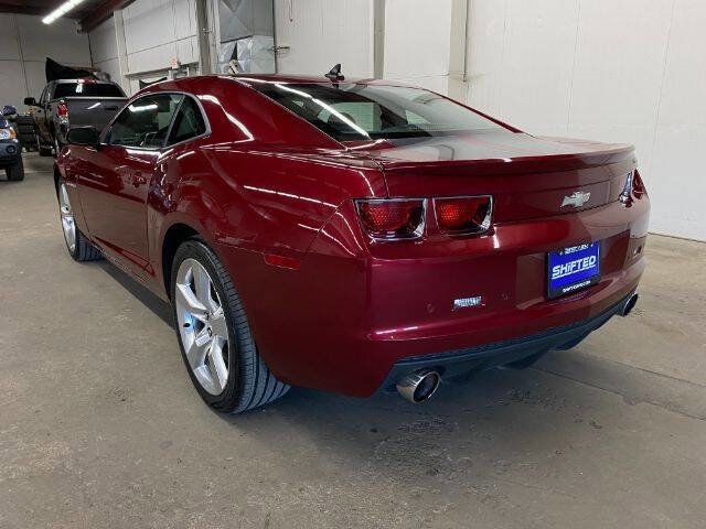 Used 2010 Chevrolet Camaro SS w/ RS Package image 3