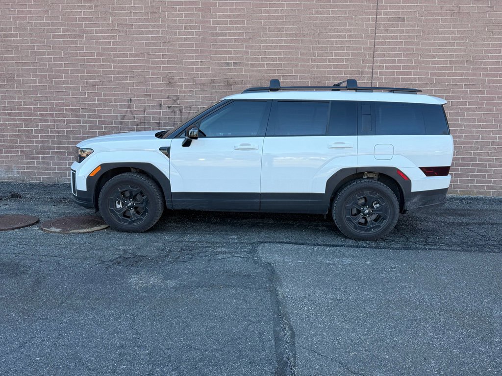 Used 2025 Hyundai Santa Fe XRT image 2