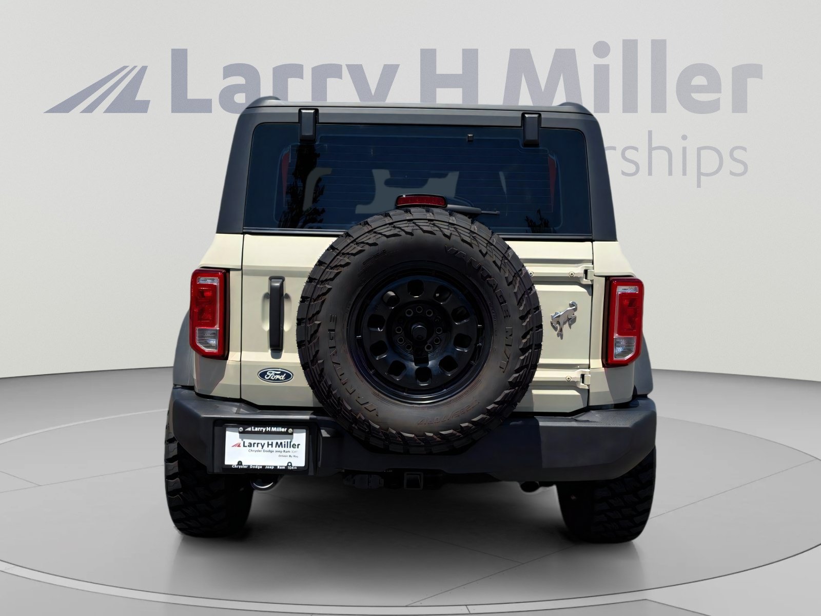 Used 2026 Ford Bronco 2-Door AWD/4WD image 5
