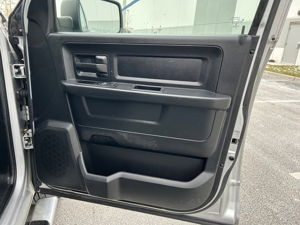 Used 2014 RAM 1500 Express w/ Ram Charger Package image 31