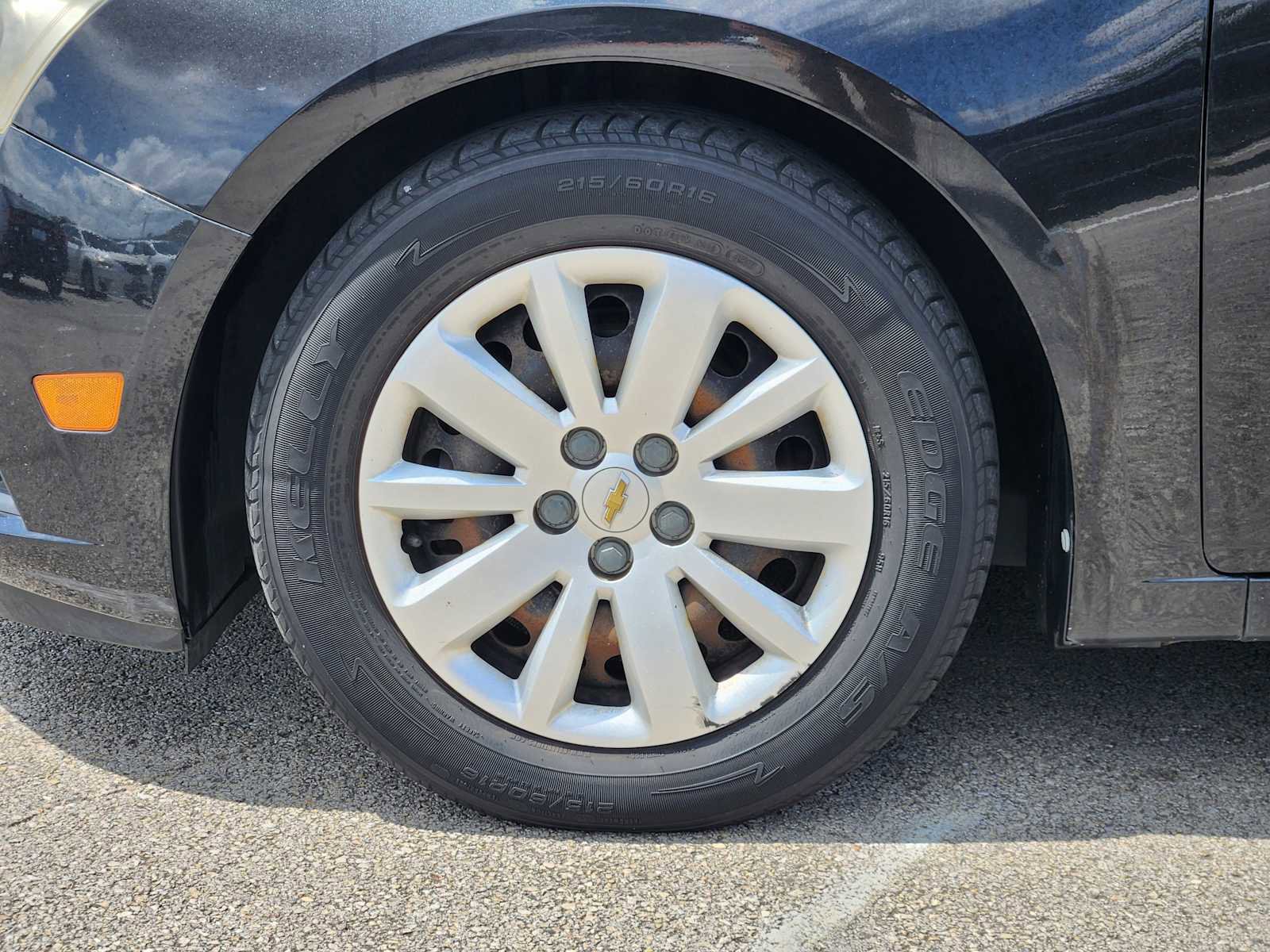 Used 2011 Chevrolet Cruze LS FWD image 9