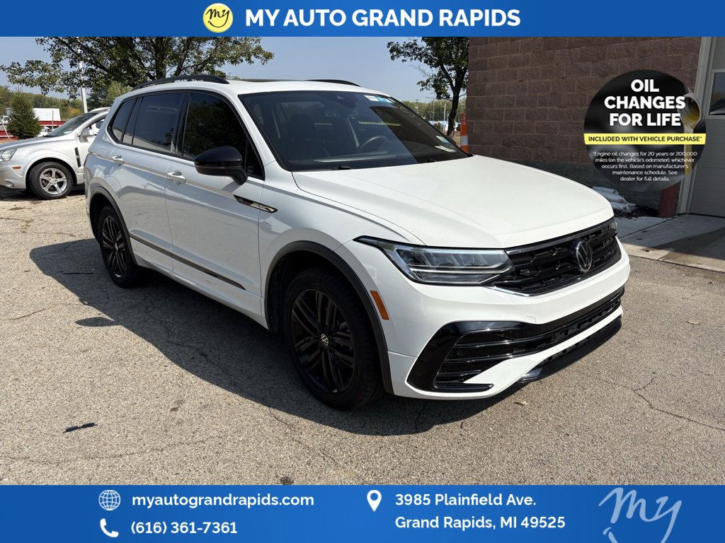 Used 2022 Volkswagen Tiguan SE R-Line