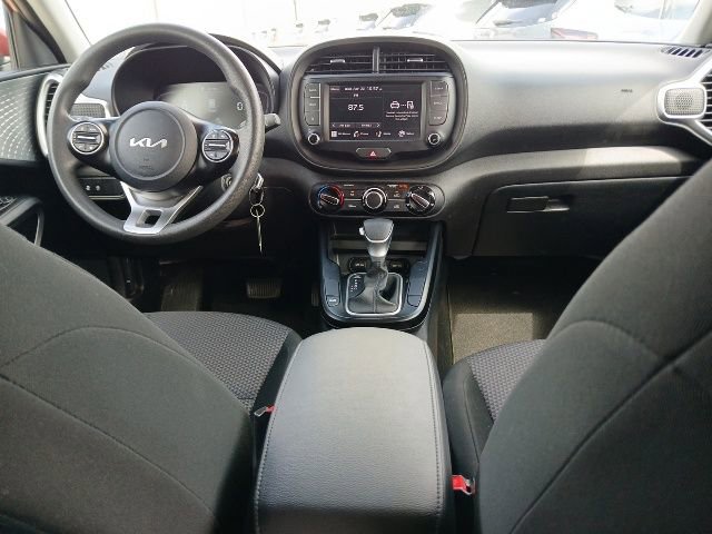 Used 2024 Kia Soul LX w/ Option Group 015 FWD image 12