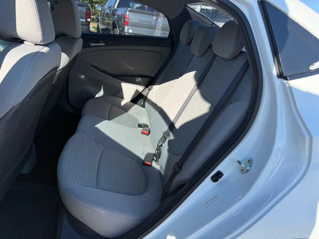 Used 2016 Hyundai Accent SE image 12