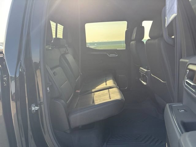 Used 2024 Chevrolet Silverado 1500 High Country w/ Technology Package AWD/4WD image 19