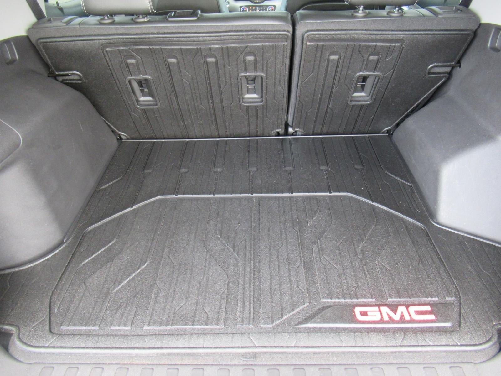 Used 2024 GMC Terrain SLT w/ Infotainment Package II FWD image 36