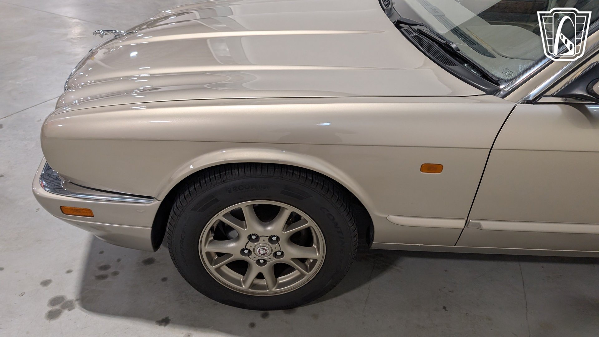 Used 1996 Jaguar XJ6 RWD image 25