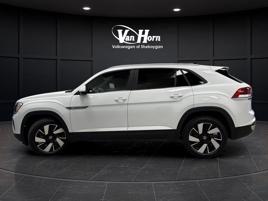 Used 2025 Volkswagen Atlas Cross Sport SE image 11