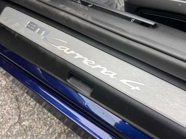 Used 2022 Porsche 911 Carrera 4 image 18