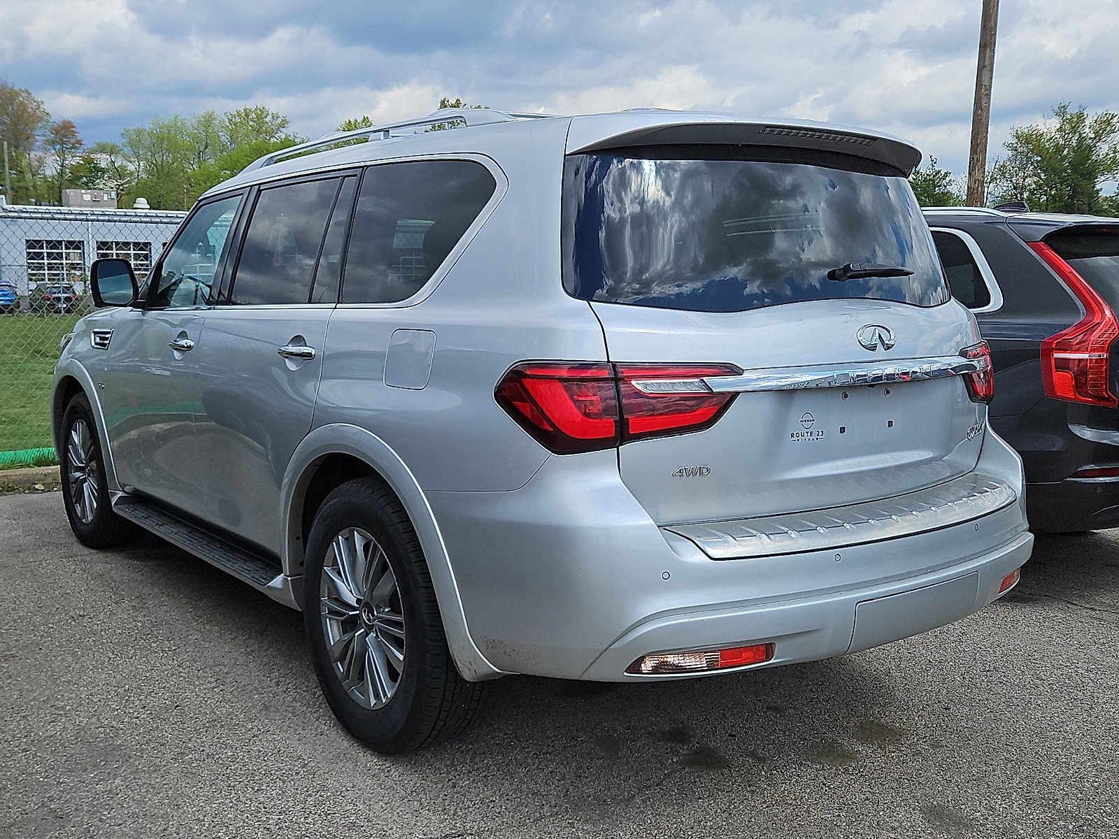 Used 2020 INFINITI QX80 Luxe w/ Proassist Package AWD/4WD image 6