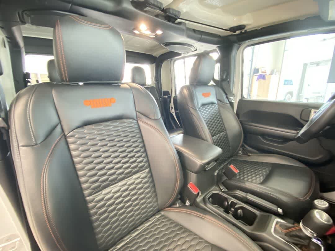 Used 2021 Jeep Gladiator Mojave AWD/4WD image 26