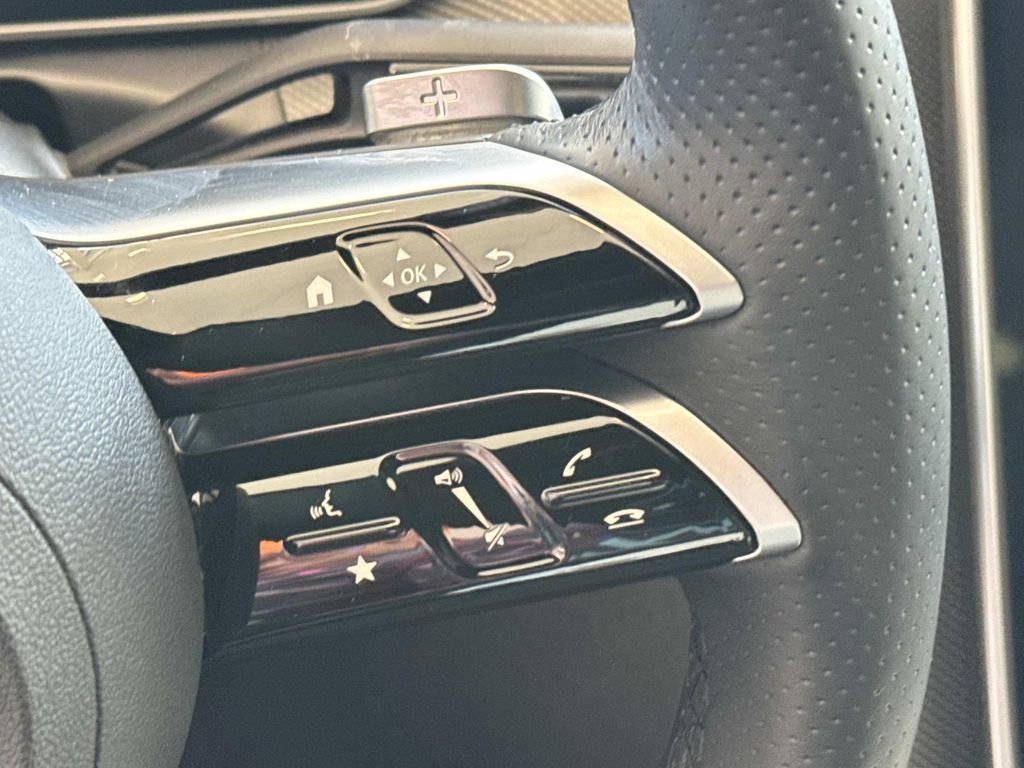 Used 2024 Mercedes-Benz C 300 Sedan image 23