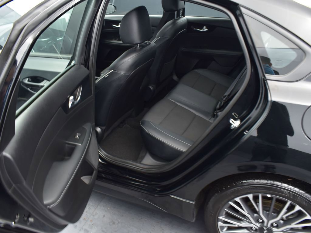 Used 2024 Kia Forte GT-Line w/ GT-Line Premium Package image 10