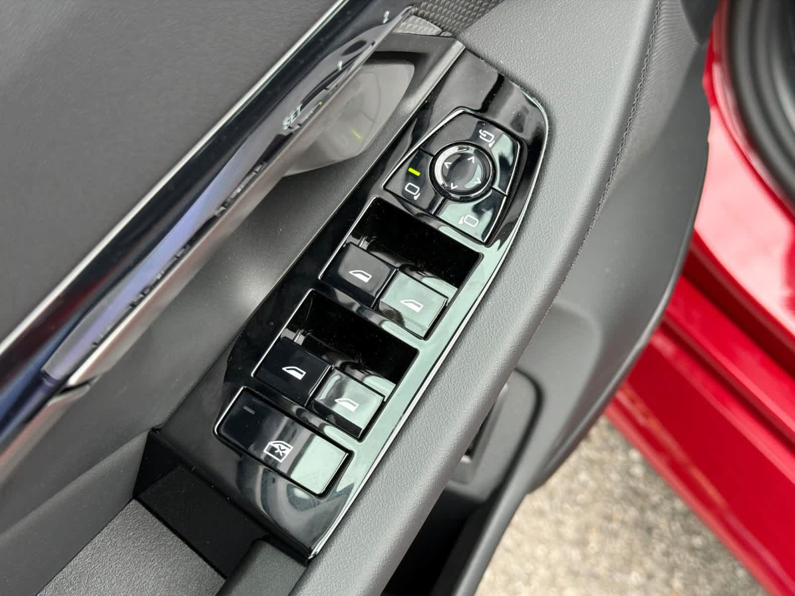 New 2027 BMW M5 Touring AWD/4WD image 17