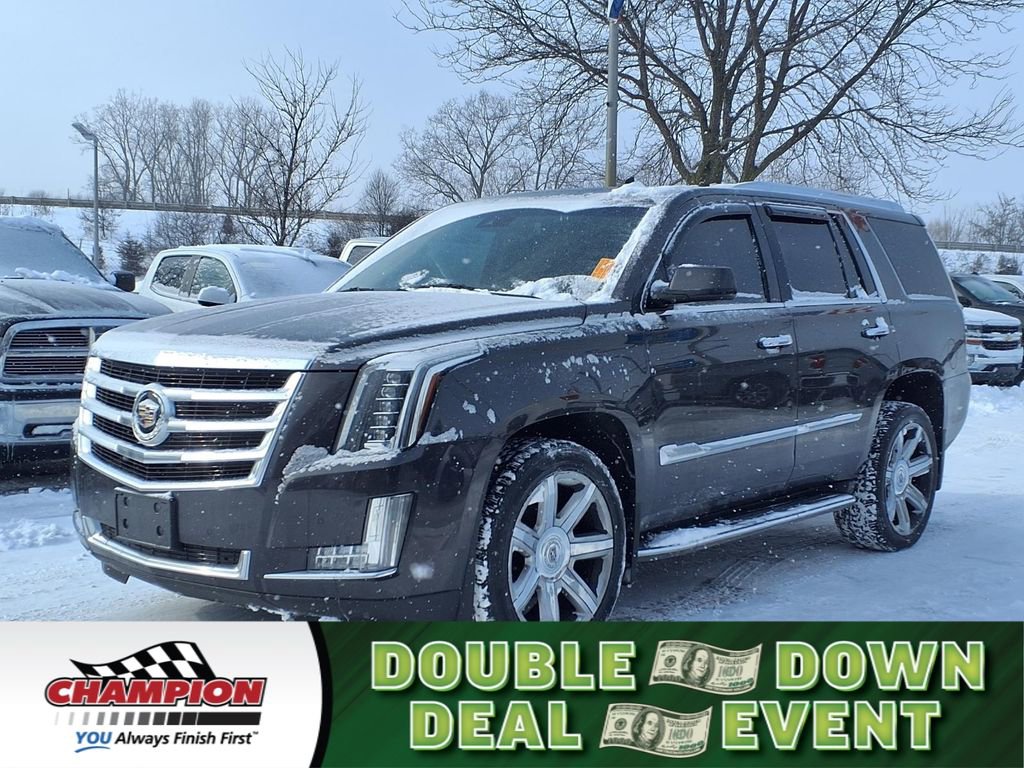 Used 2015 Cadillac Escalade Luxury image 1