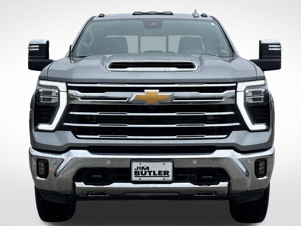 Used 2024 Chevrolet Silverado 3500 LTZ w/ LTZ Premium Texas Edition AWD/4WD image 11