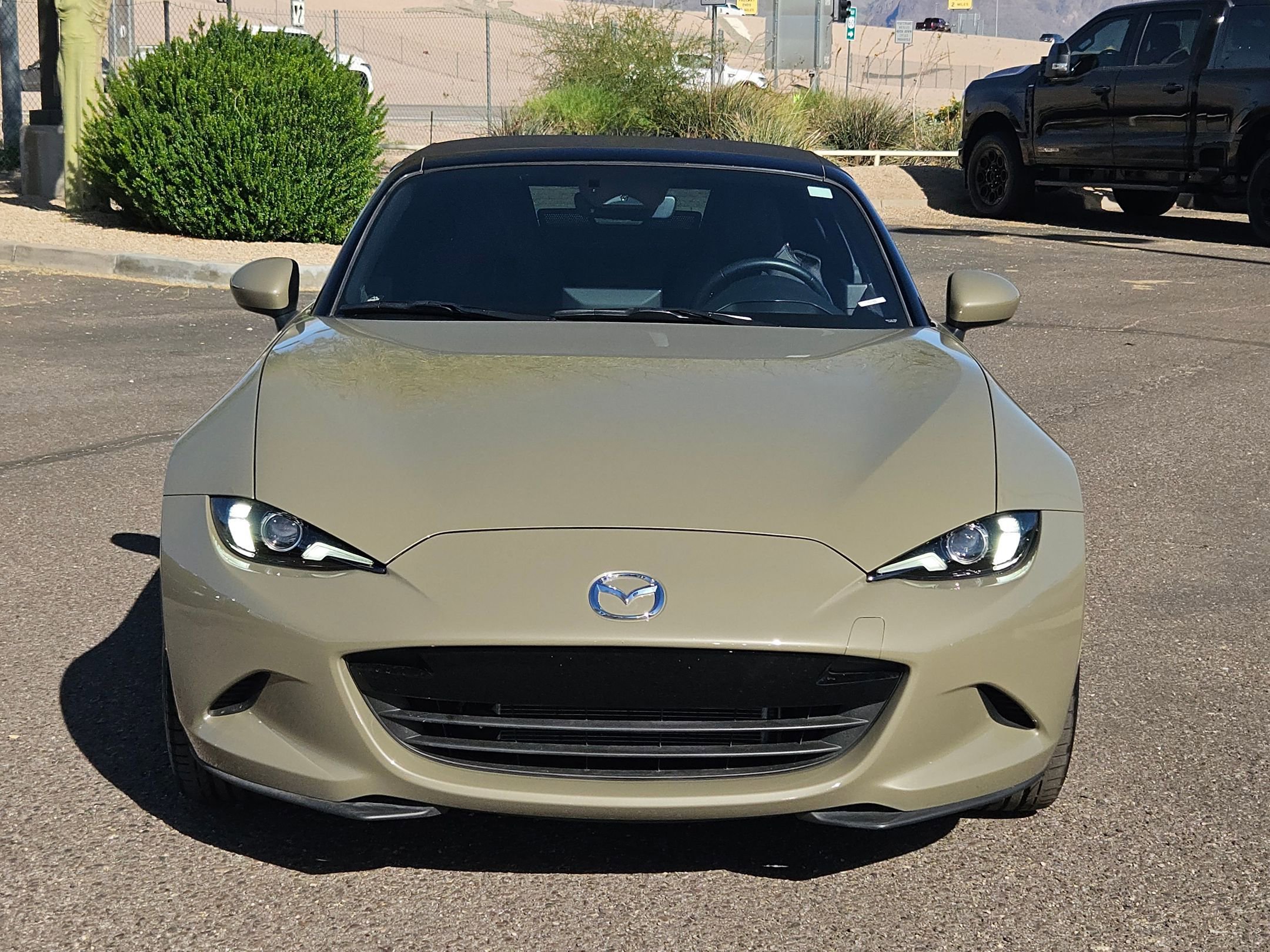 Used 2024 MAZDA MX-5 Miata Grand Touring image 2
