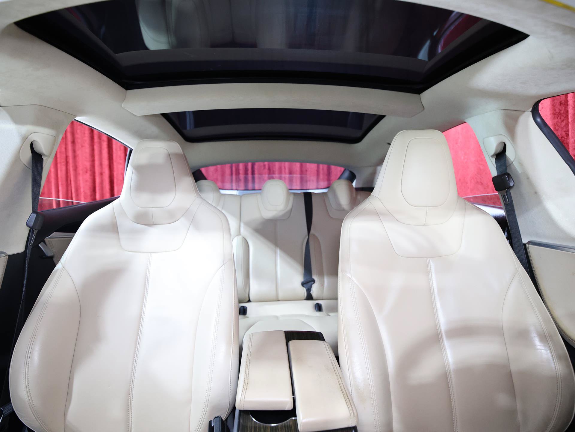 Used 2014 Tesla Model S 85 RWD image 24