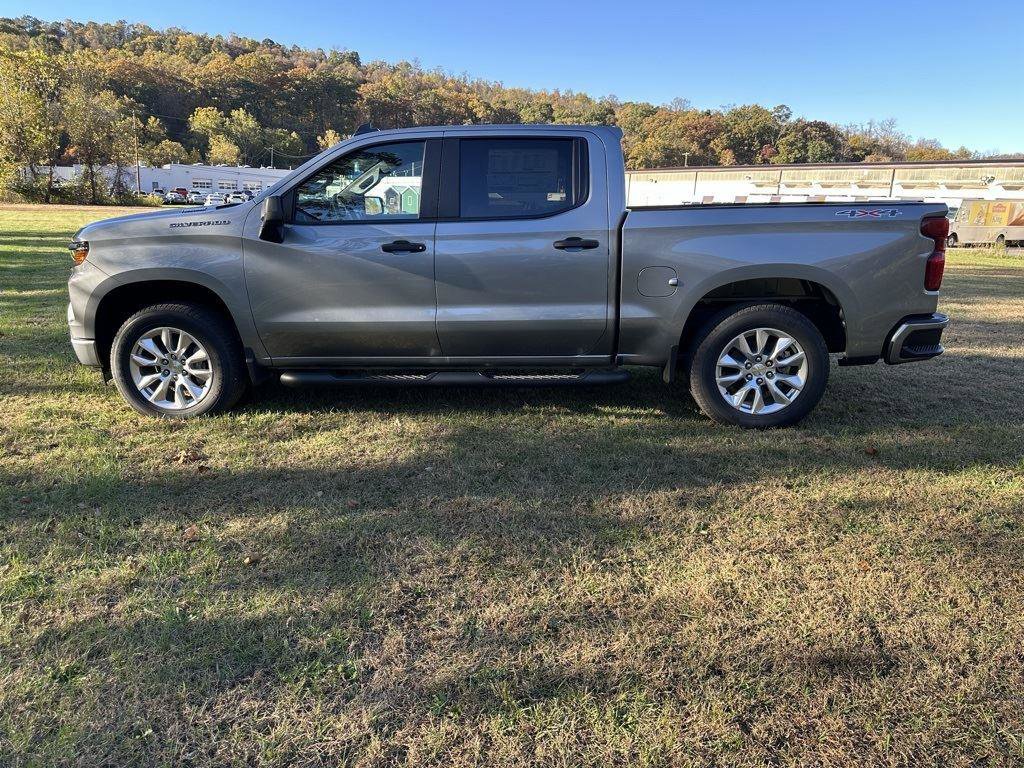 New 2026 Chevrolet Silverado 1500 Custom image 4
