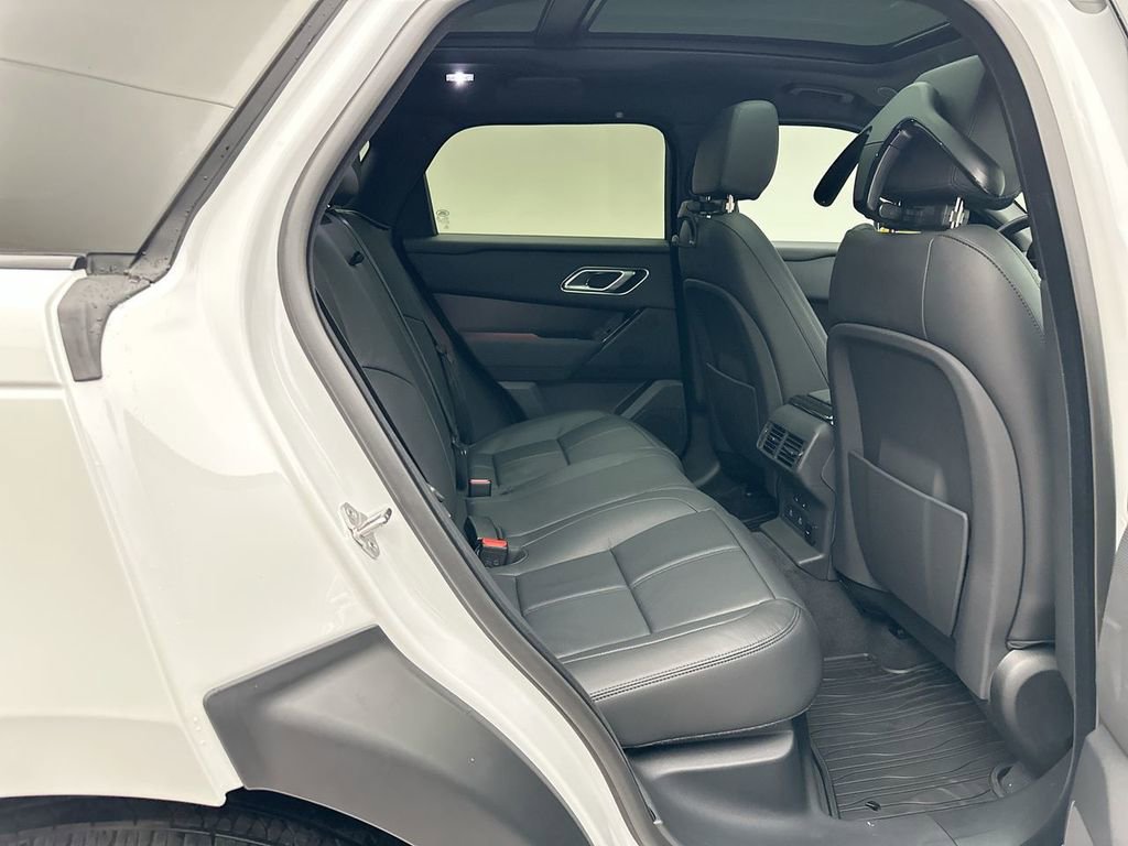 New 2026 Land Rover Range Rover Velar Dynamic SE image 6