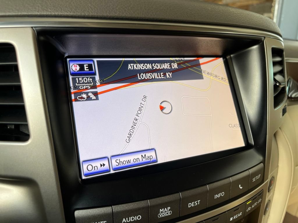 Used 2014 Lexus LX 570 4WD w/ Luxury Package image 33