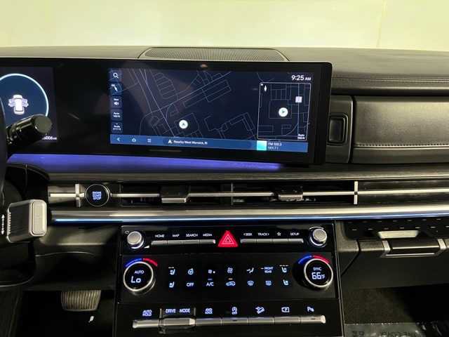 Used 2024 Hyundai Santa Fe Limited image 10