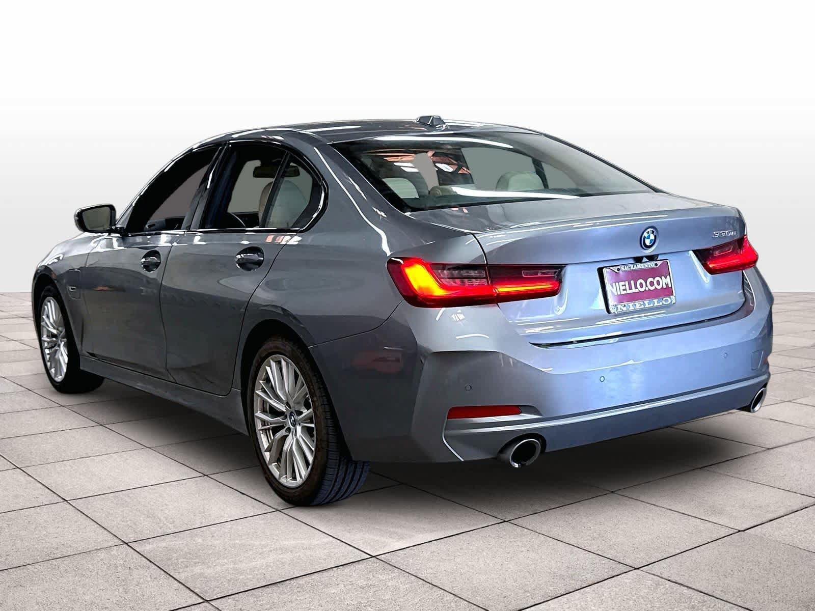 Used 2023 BMW 330e w/ Premium Package RWD image 14