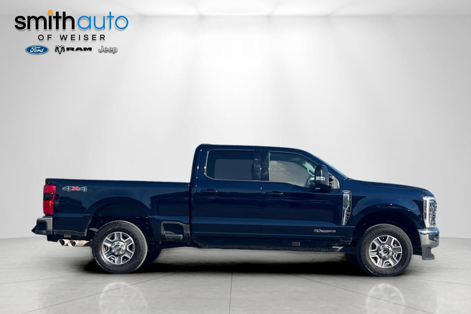 Used 2025 Ford F350 Lariat w/ Camper Package AWD/4WD image 3