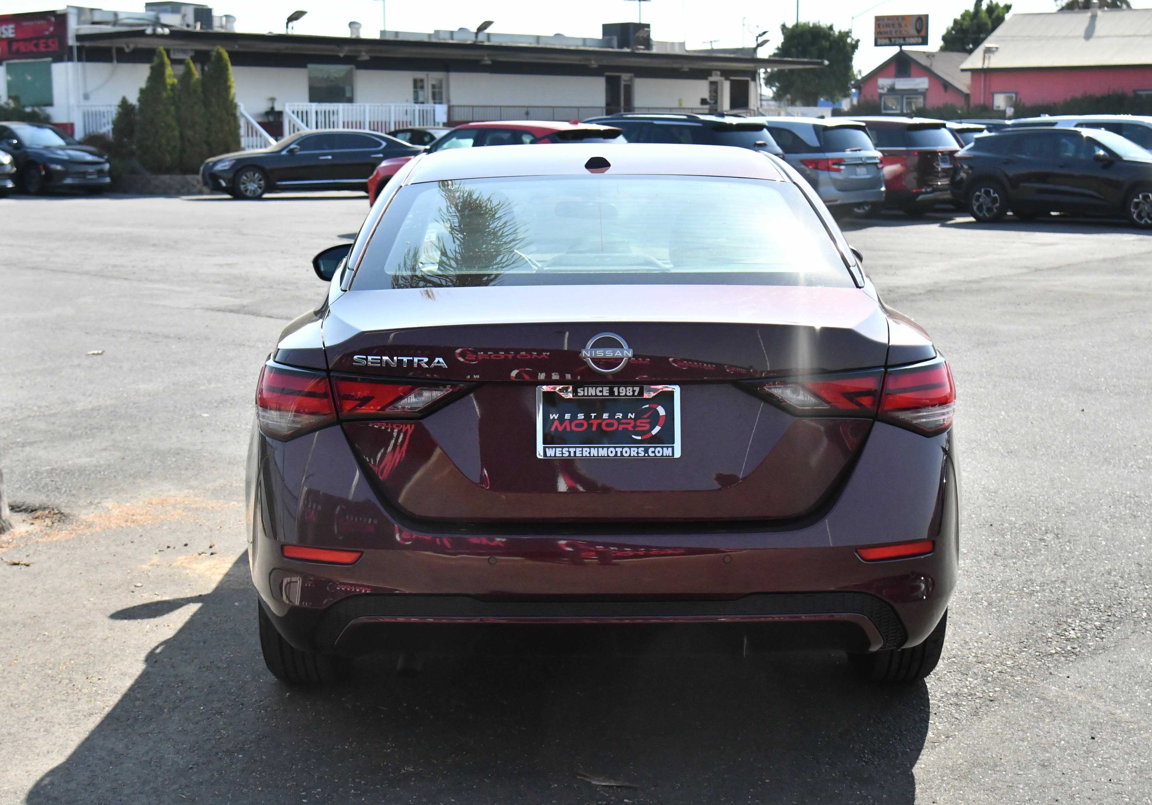 Used 2025 Nissan Sentra SV FWD image 7