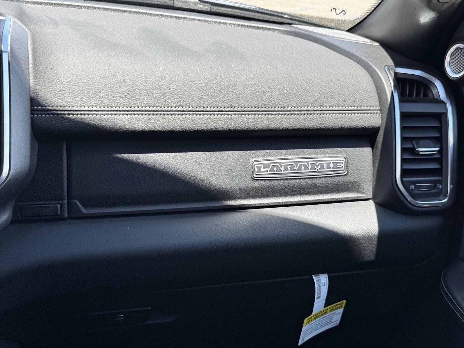 New 2026 RAM 3500 Laramie AWD/4WD image 21