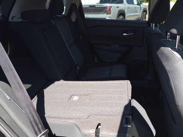 New 2026 Nissan Rogue SV image 15