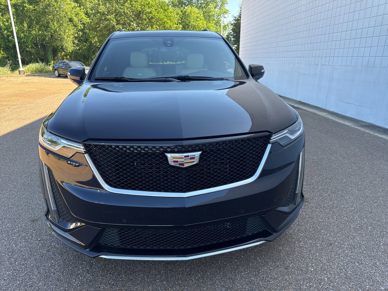 Used 2021 Cadillac XT6 Sport w/ LPO, Floor Liner Package AWD/4WD image 2