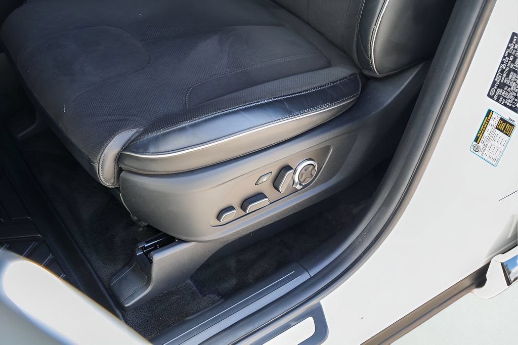 Used 2024 Hyundai Palisade Calligraphy AWD/4WD image 11