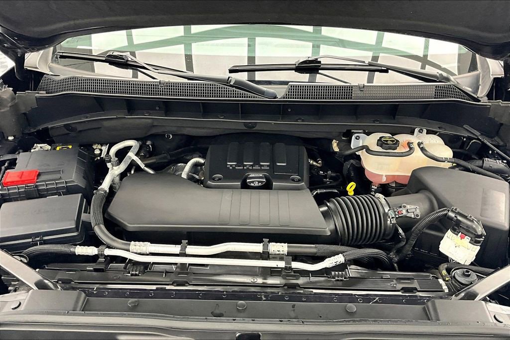 Used 2024 Chevrolet Silverado 1500 LT image 10