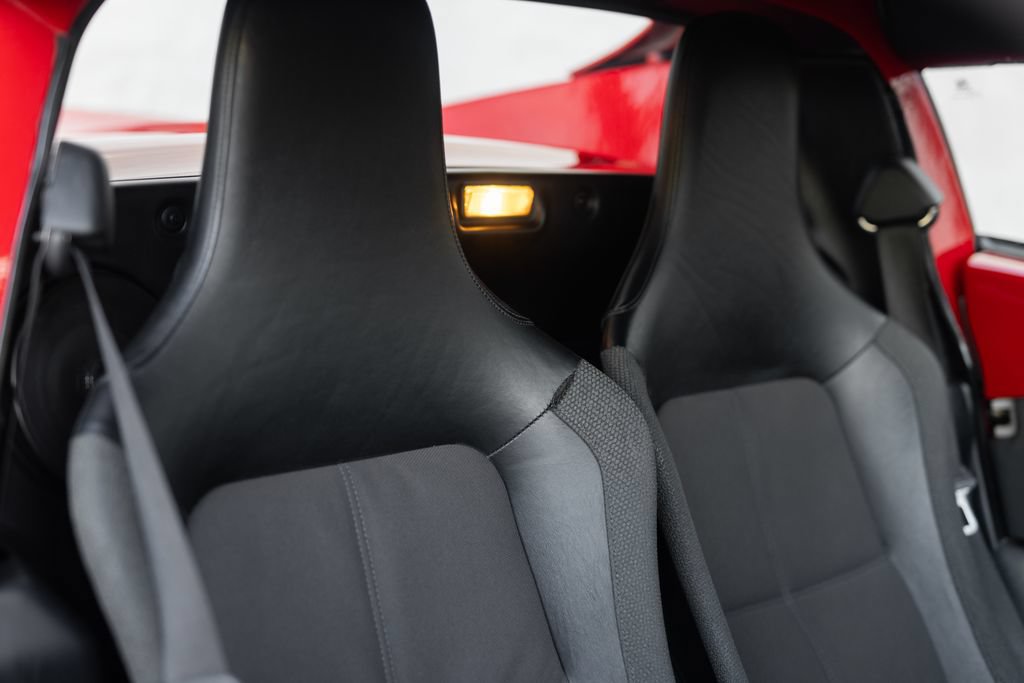 Used 2005 Lotus Elise RWD image 34