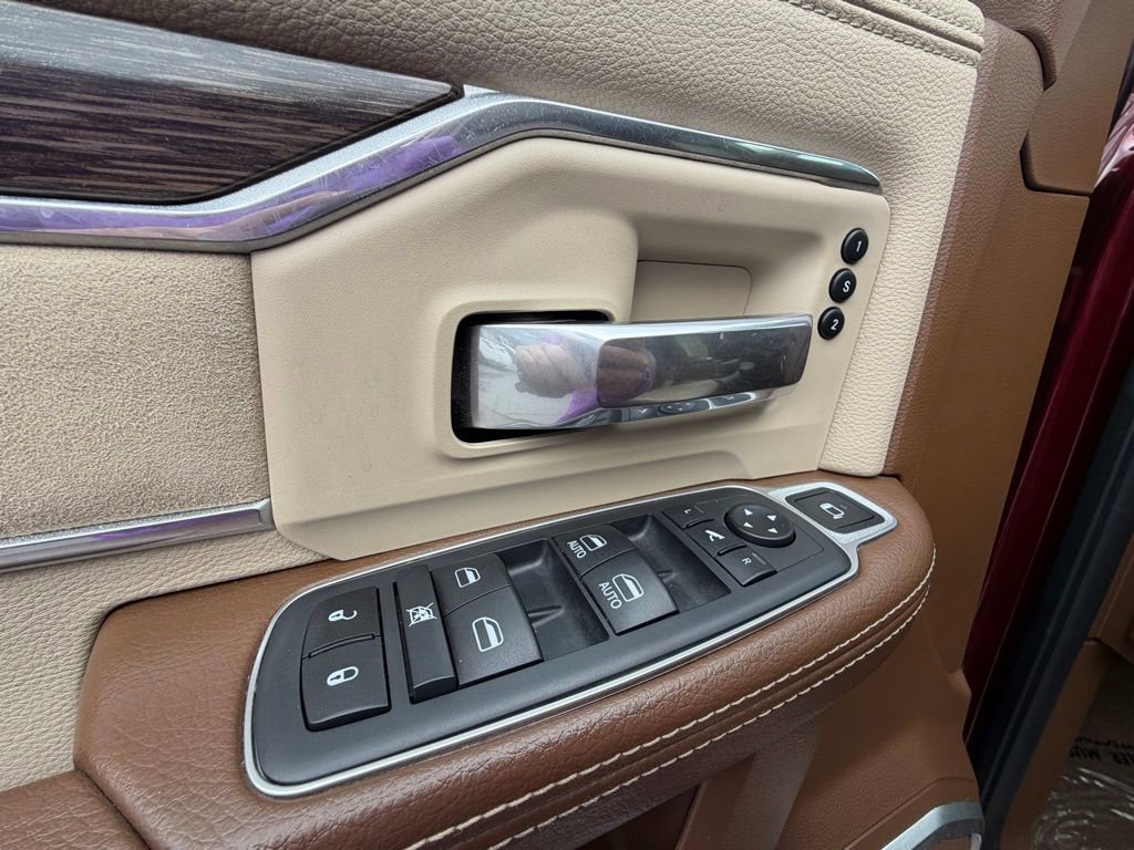 Used 2019 RAM 3500 Laramie image 28